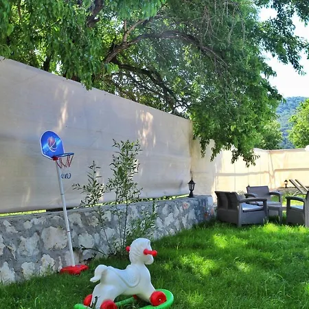 Santa Kaş